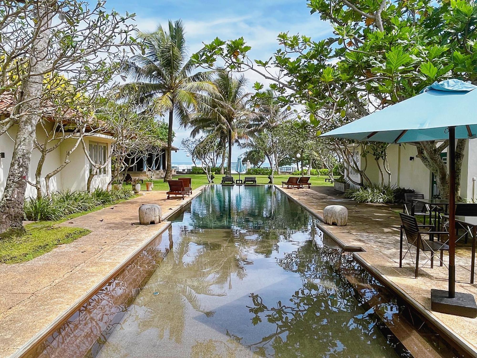 Elysium Hotel Unawatuna Buitenkant foto